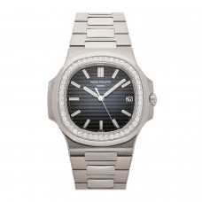 Pre-Owned Patek Philippe Nautilus 5713/1G-010